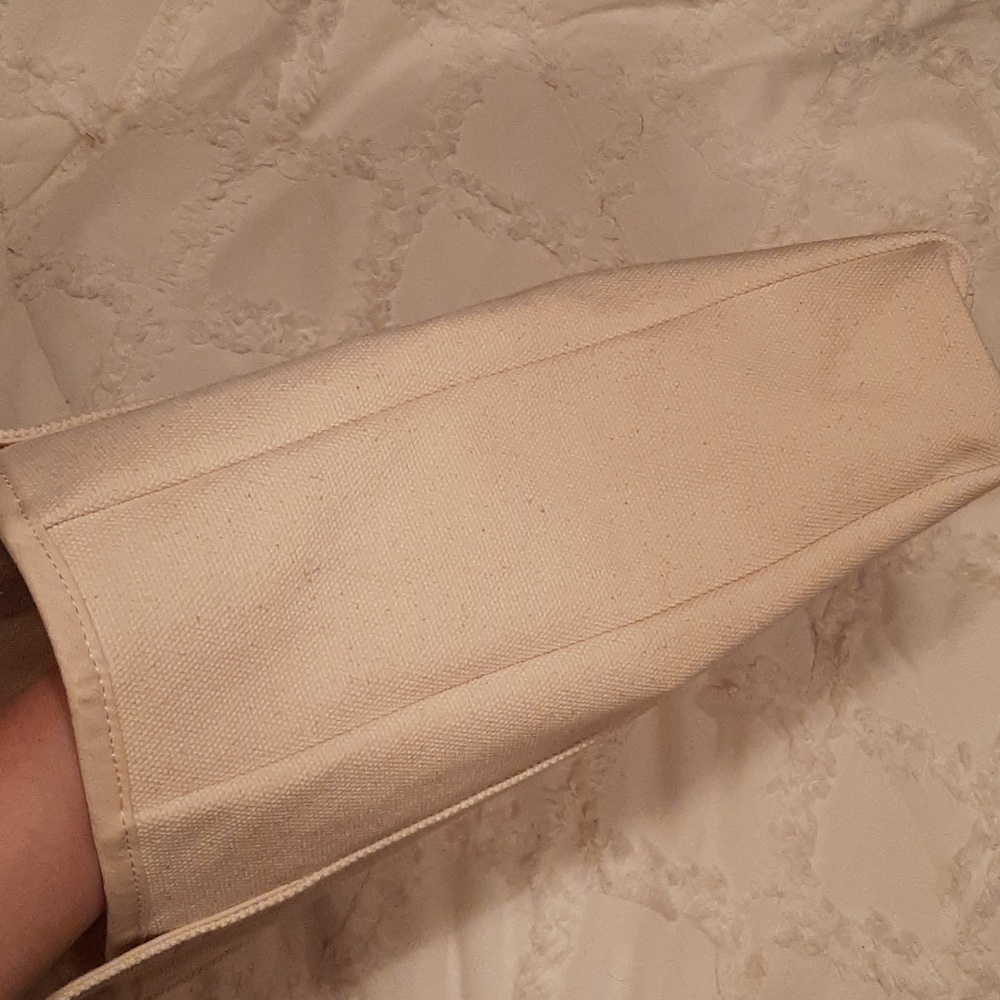 TORY BURCH Natural Canvas Logo Tote Bag - Picture 12 of 13